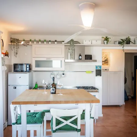 Casa Bellucci - Stilvolles Familienapartment Mit Meerblick & Grossem Balkon גראדו