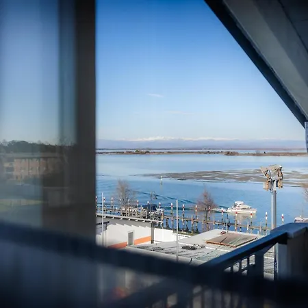 Casa Bellucci - Stilvolles Familienapartment Mit Meerblick & Grossem Balkon 公寓