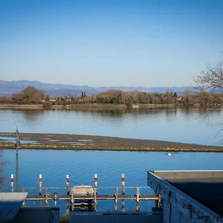 Casa Bellucci 公寓